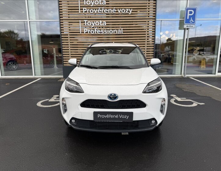 Toyota Yaris Cross 3