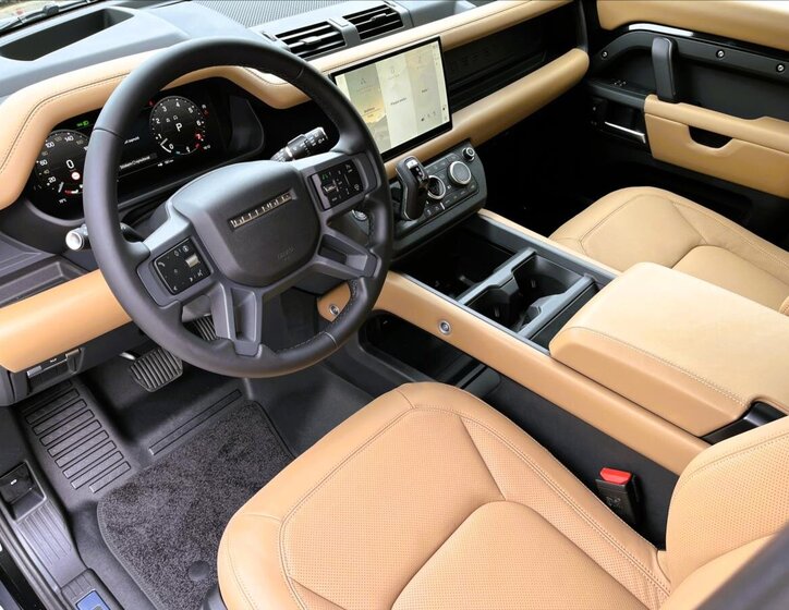 Land Rover Defender SUV / Terénní 5,0 l 313 kw