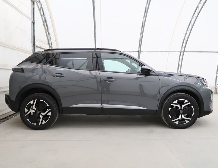 Peugeot 2008 SUV / Terénní 1,2 l 74 kw