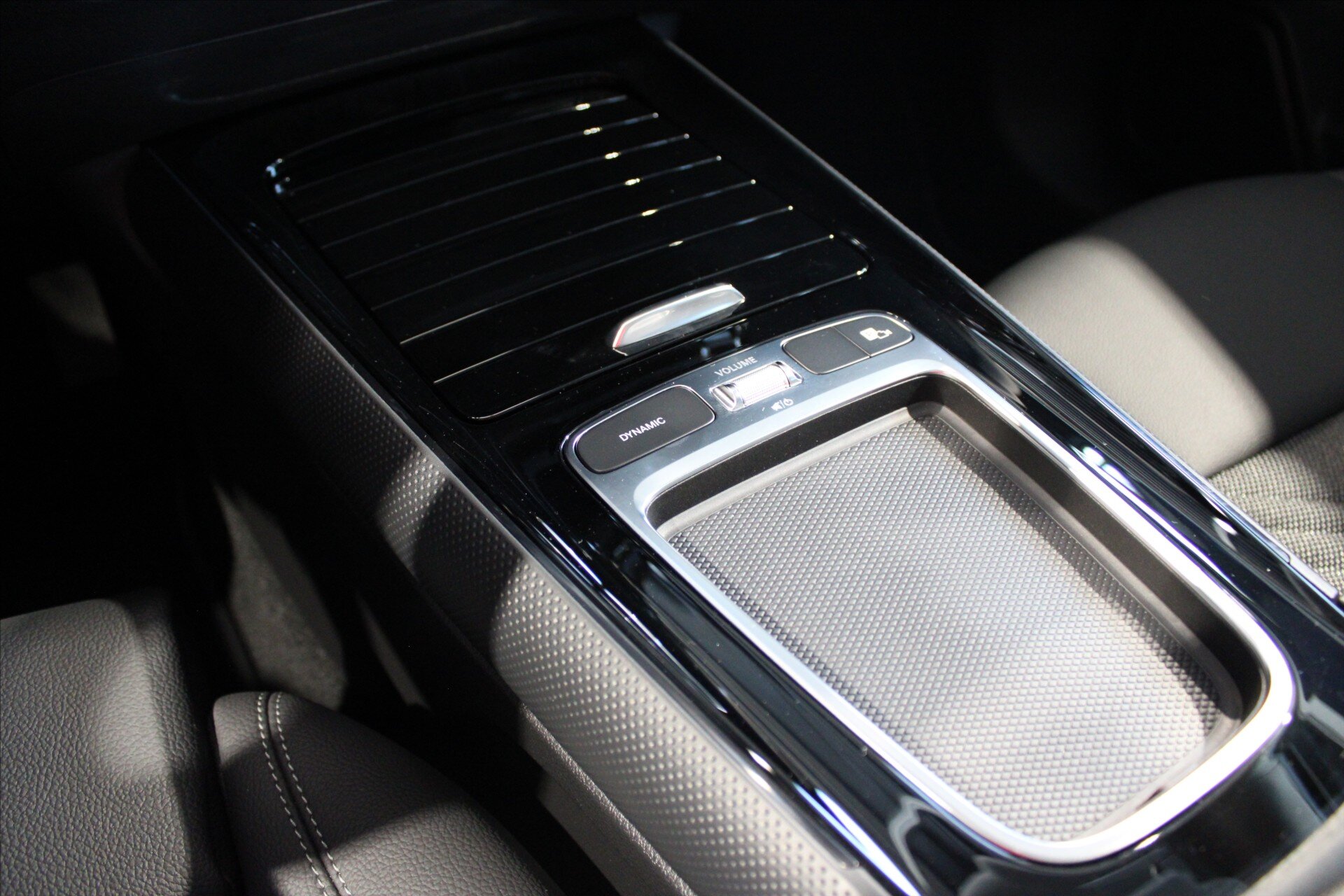 Mercedes-Benz Třídy B Hatchback 1,3 l 100 kw