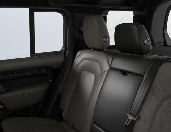 Land Rover Defender SUV 3,0 l 183 kw