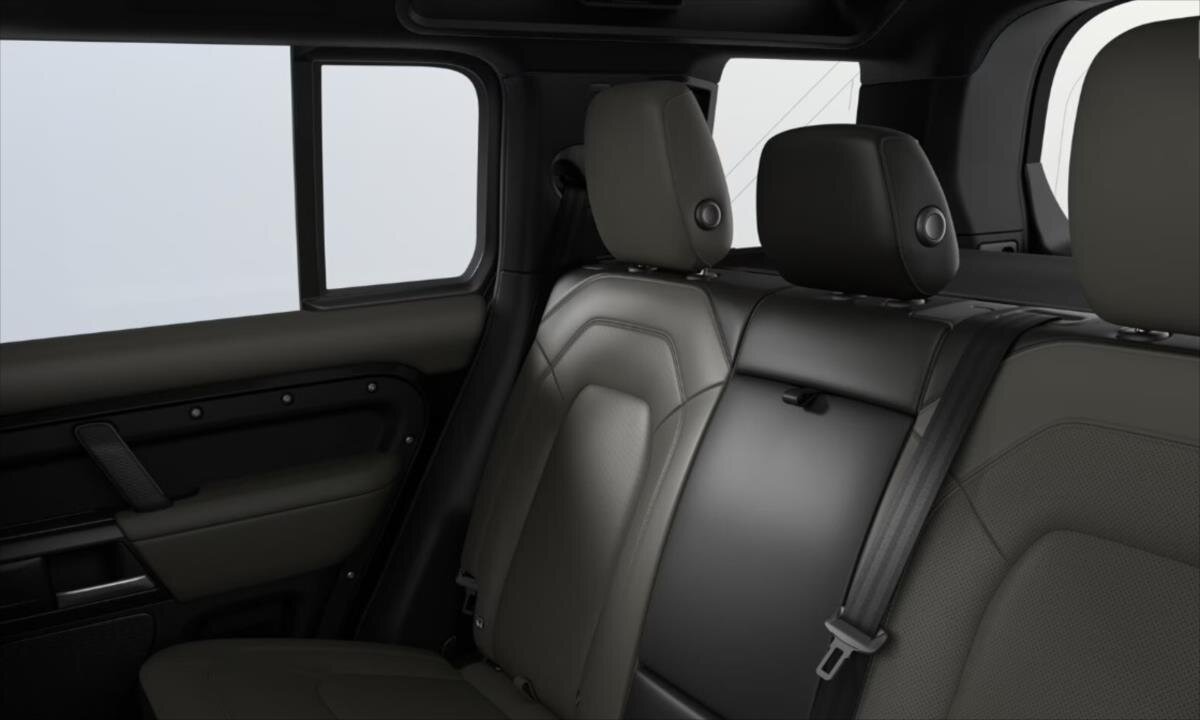 Land Rover Defender SUV 3,0 l 183 kw