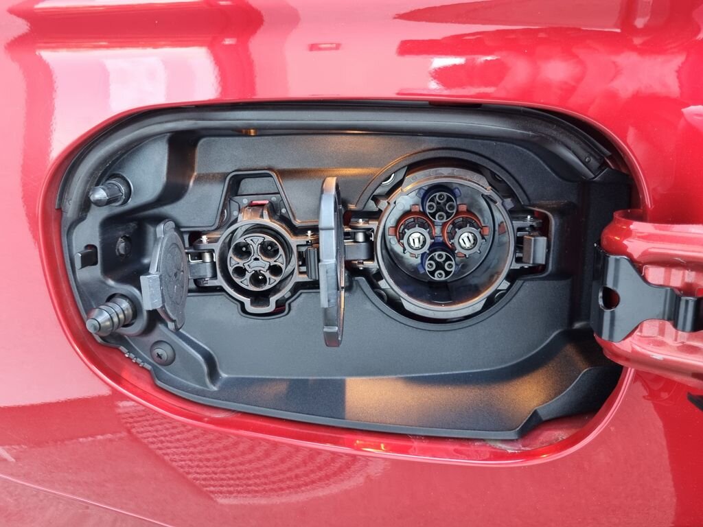 Mitsubishi Outlander SUV / Terénní 2,4 l 165 kw