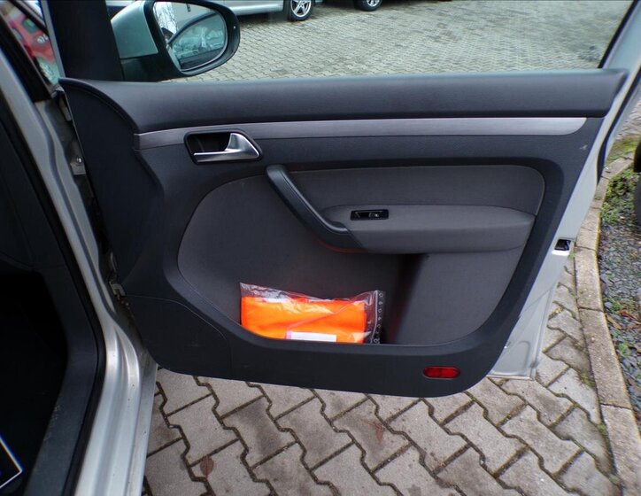 Volkswagen Touran 29