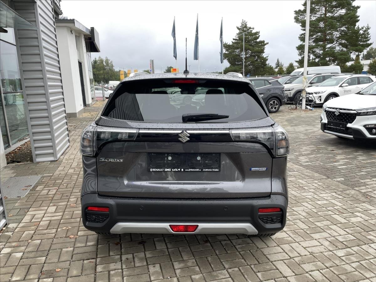 Suzuki S-Cross SUV 1,4 l 81 kw