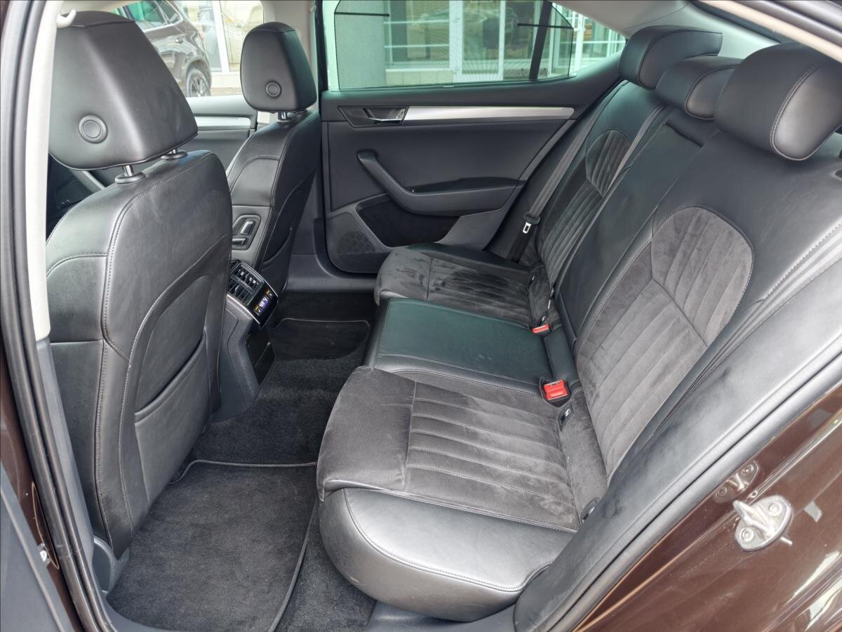 Škoda Superb Liftback 2,0 l 140 kw