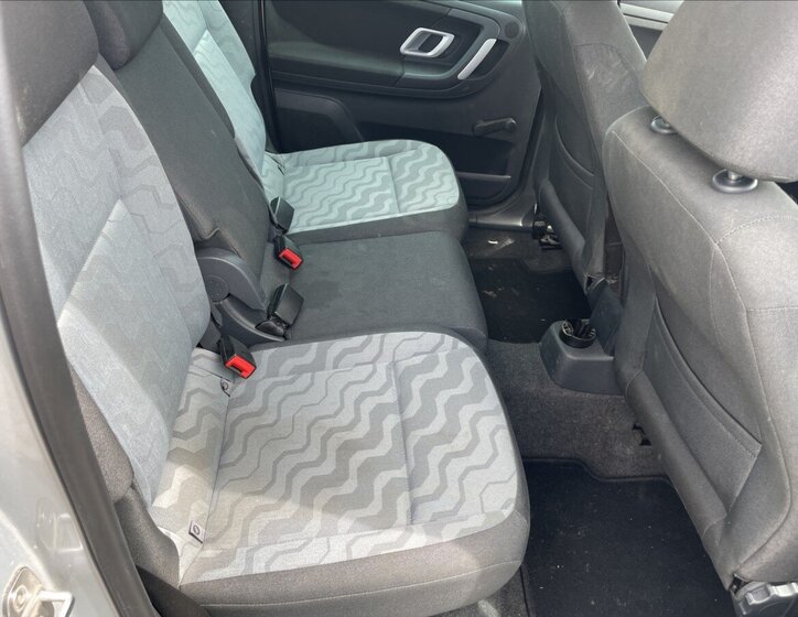 Škoda Roomster MPV 1,4 l 63 kw
