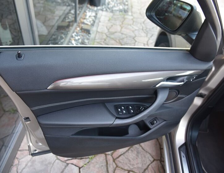 BMW X1 SUV / Terénní 2,0 l 140 kw