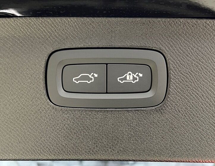 Volvo XC90 SUV 2,0 l 184 kw