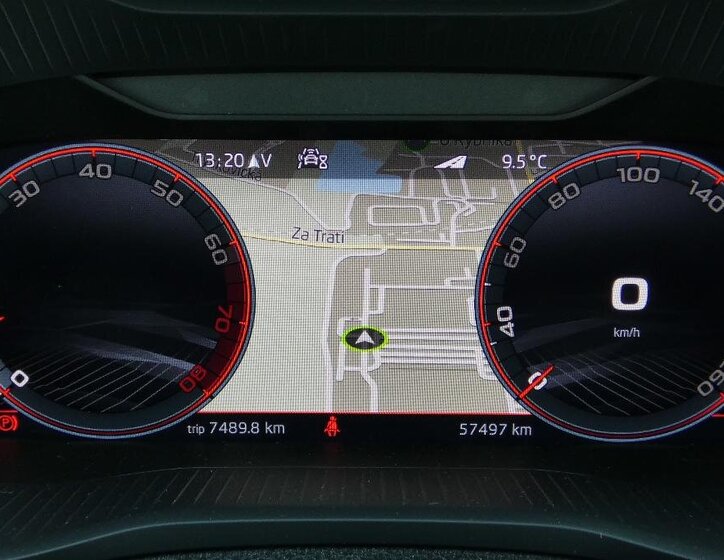 Škoda Karoq SUV / Terénní 1,5 l 110 kw