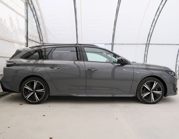 Peugeot 308 Kombi 1,2 l 96 kw