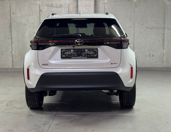 Toyota Yaris Cross SUV 1,5 l 68 kw