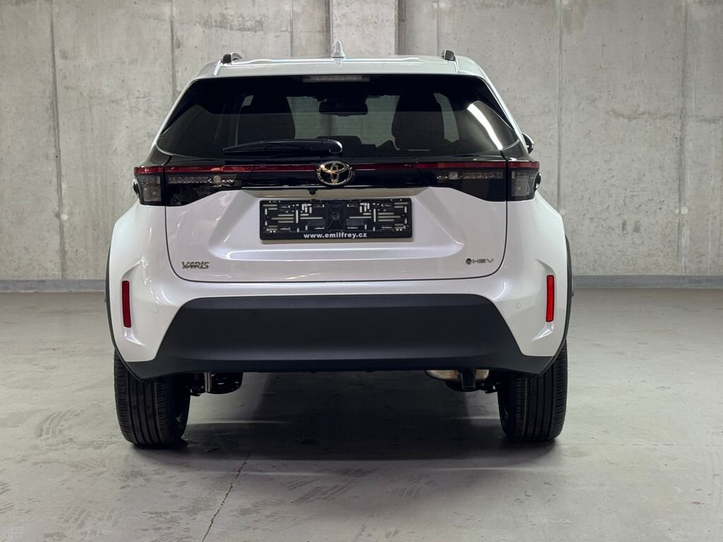 Toyota Yaris Cross SUV 1,5 l 68 kw