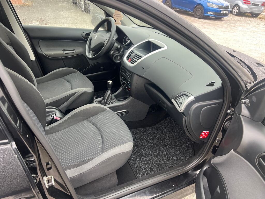 Peugeot 206 Hatchback 1,4 l 54 kw