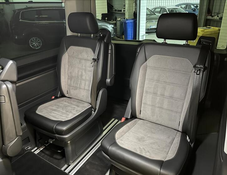 Volkswagen Multivan 19