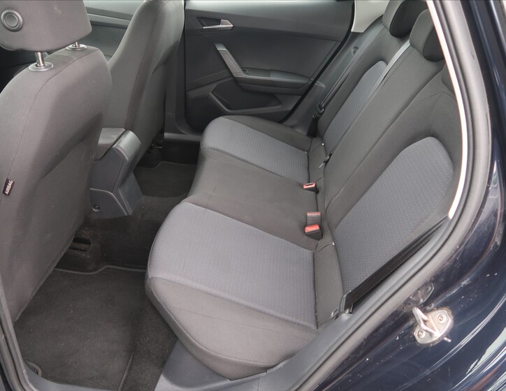 Seat Arona 12