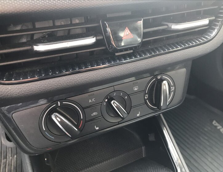 Škoda Fabia Hatchback 999,0 59 kw