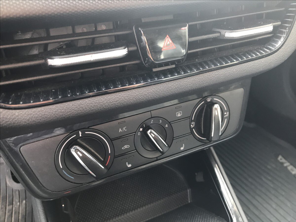 Škoda Fabia Hatchback 999,0 59 kw