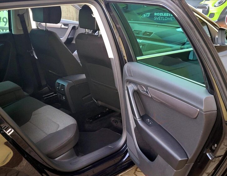 Volkswagen Passat Kombi 1,4 l 90 kw