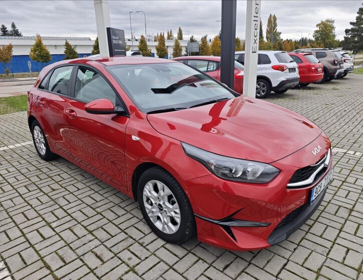 KIA Ceed Hatchback 998,0 73 kw