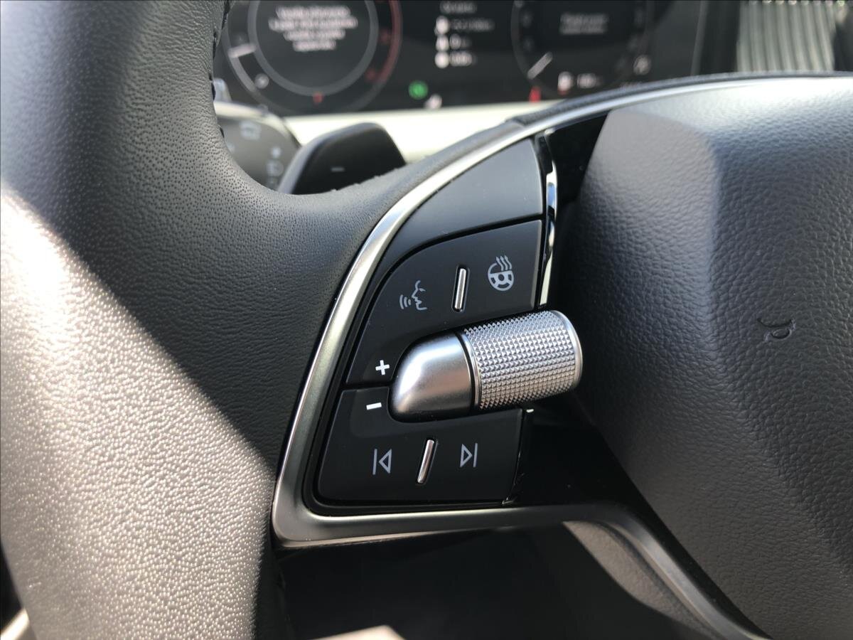 Škoda Superb Kombi 2,0 l 110 kw