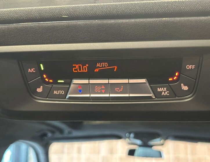 BMW X7 SUV / Terénní 3,0 l 259 kw