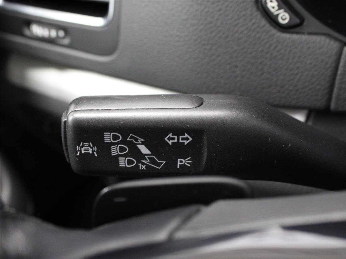 Volkswagen Sharan MPV 2,0 l 110 kw