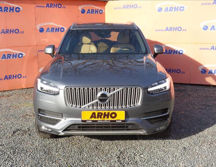 Volvo XC90 2