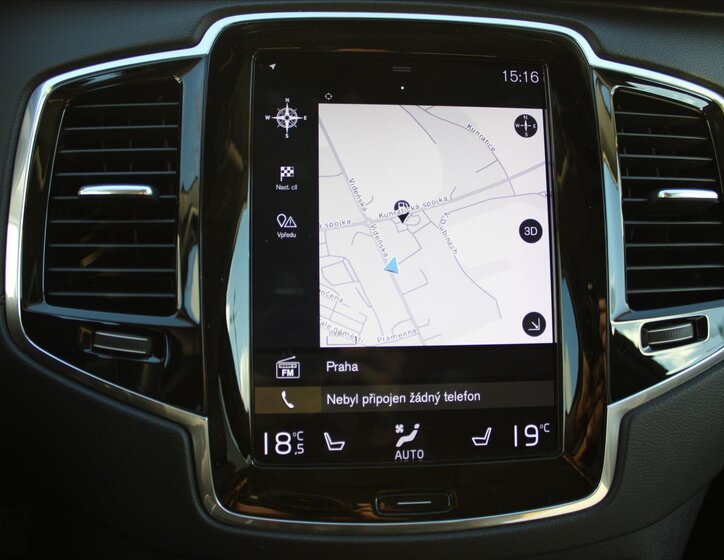 Volvo XC90 SUV / Terénní 2,0 l 173 kw