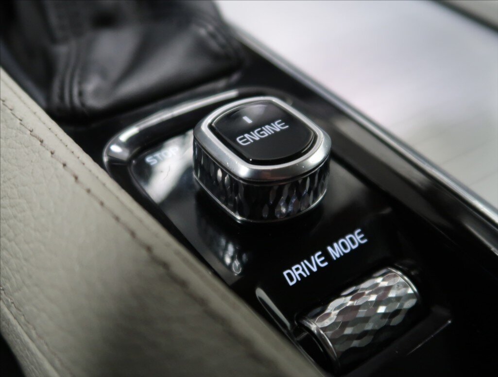 Volvo XC90 SUV 2,0 l 173 kw