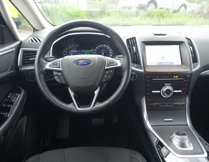 Ford S-MAX 9