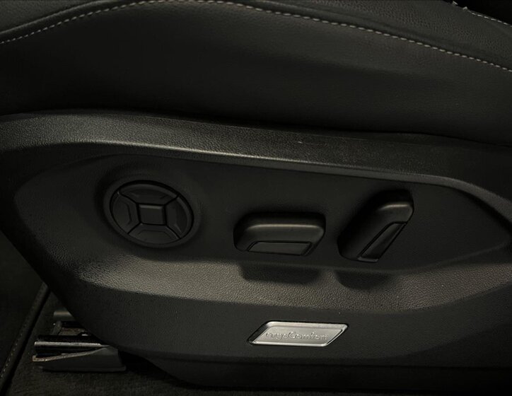 Volkswagen Touareg 23