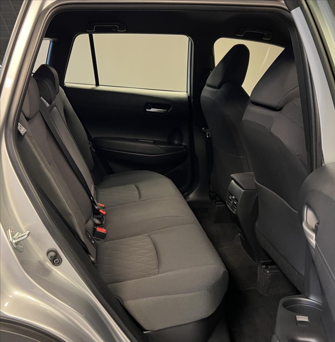 Toyota Corolla Cross SUV 1,8 l 72 kw