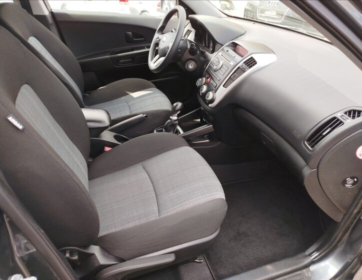 KIA Ceed Kombi 1,4 l 66 kw