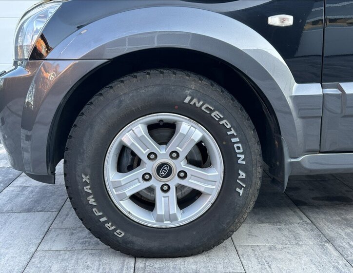 KIA Sorento SUV / Terénní 2,5 l 103 kw