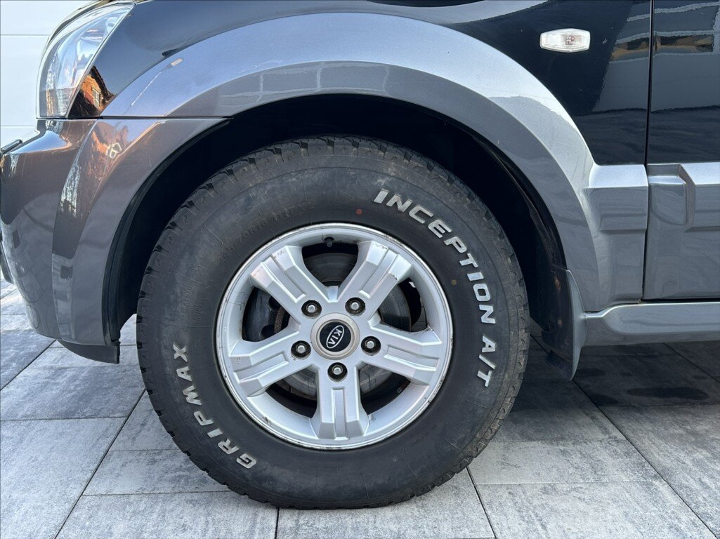 KIA Sorento SUV / Terénní 2,5 l 103 kw