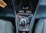 Opel Grandland X SUV / Terénní 1,2 l 96 kw