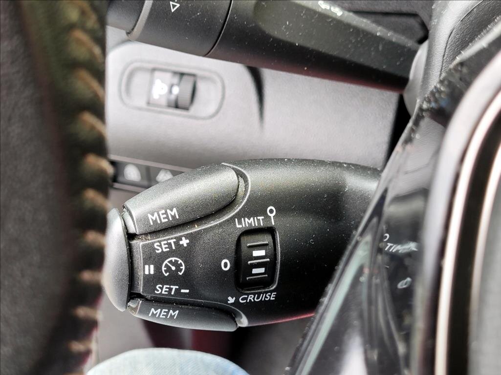 Peugeot Rifter MPV 1,5 l 96 kw