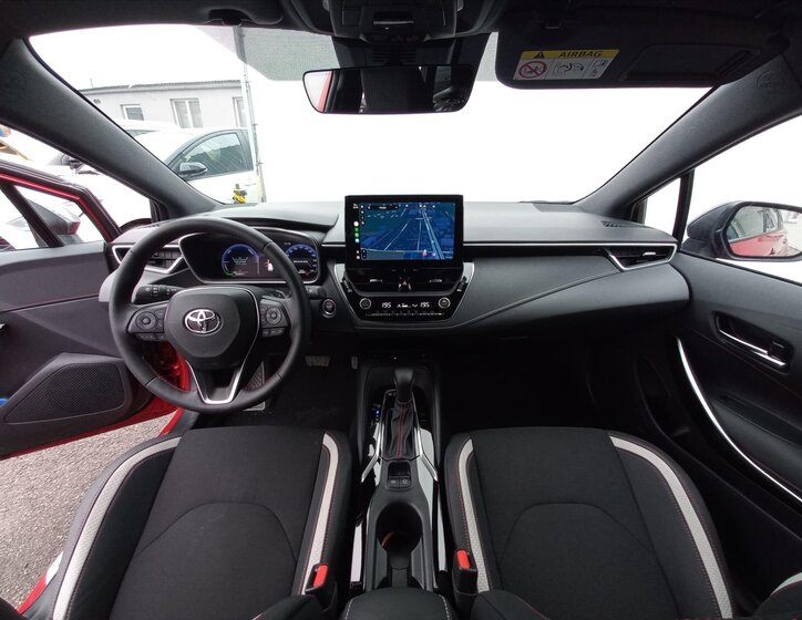 Toyota Corolla Kombi 2,0 l 98 kw