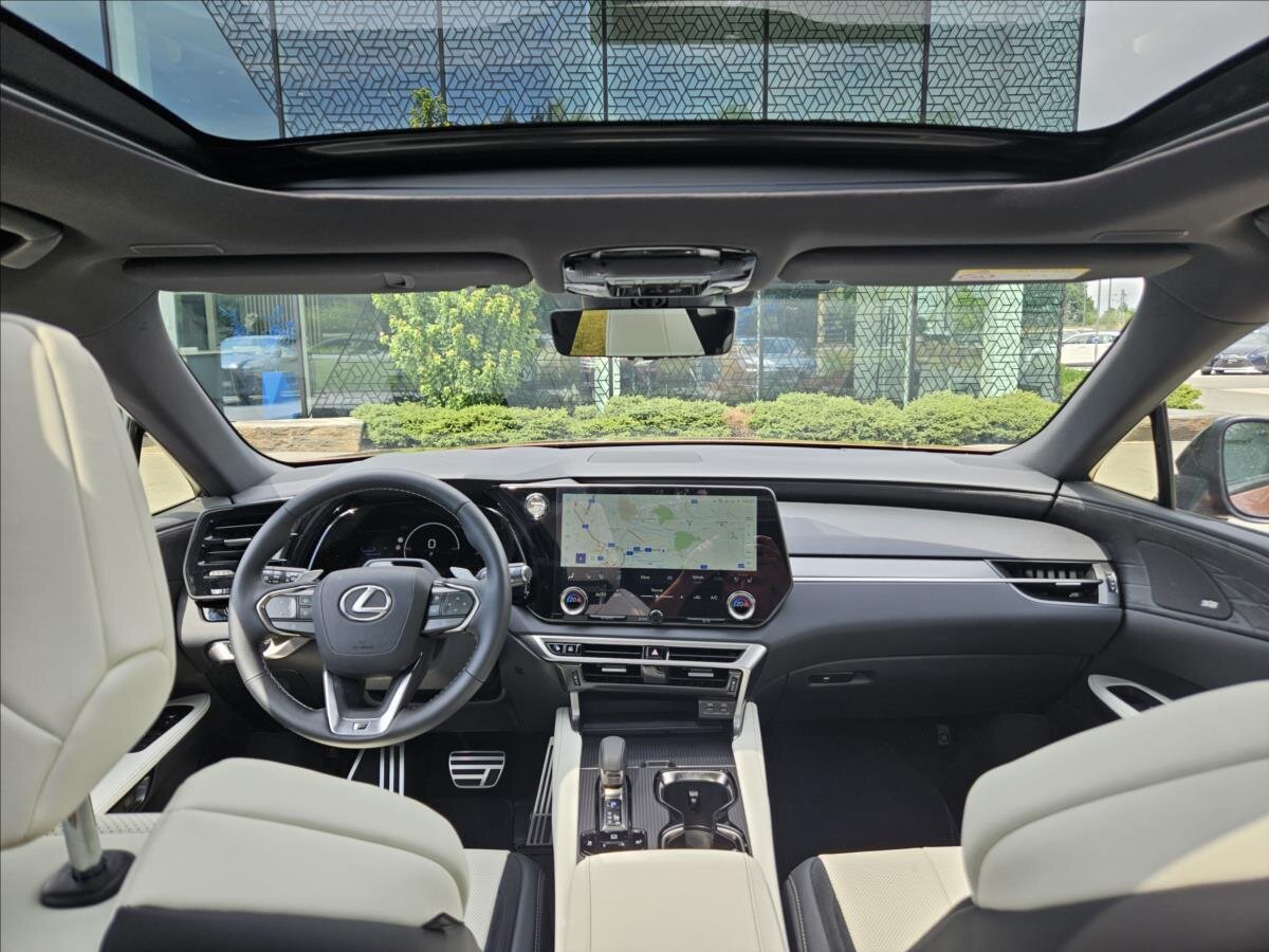 Lexus RX 500h SUV / Terénní 2,4 l 273 kw