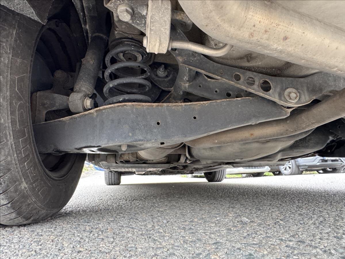 Volkswagen Golf Hatchback 1,6 l 77 kw