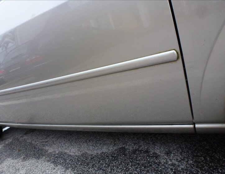 Ford Mondeo Sedan / Limuzína 2,5 l 125 kw