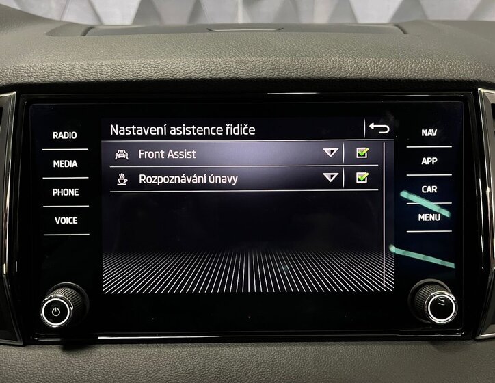 Škoda Karoq SUV / Terénní 1,5 l 110 kw