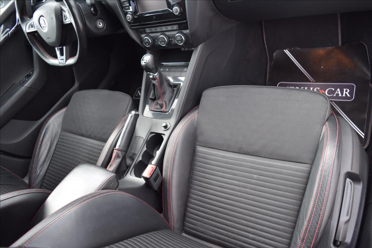 Škoda Octavia Sedan / Limuzína 2,0 l 135 kw