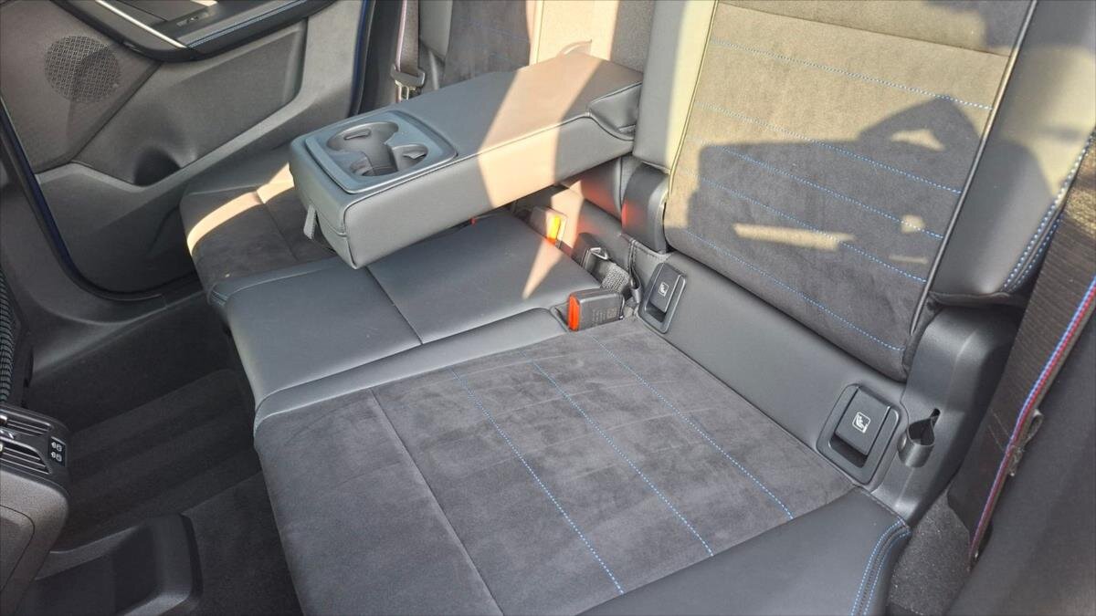 BMW X2 SUV / Terénní 2,0 l 221 kw