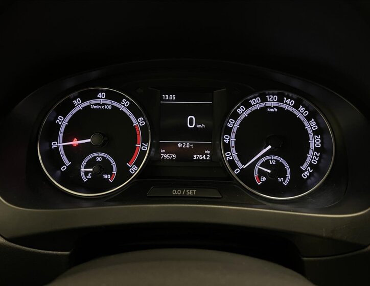 Škoda Rapid Liftback 999,0 81 kw