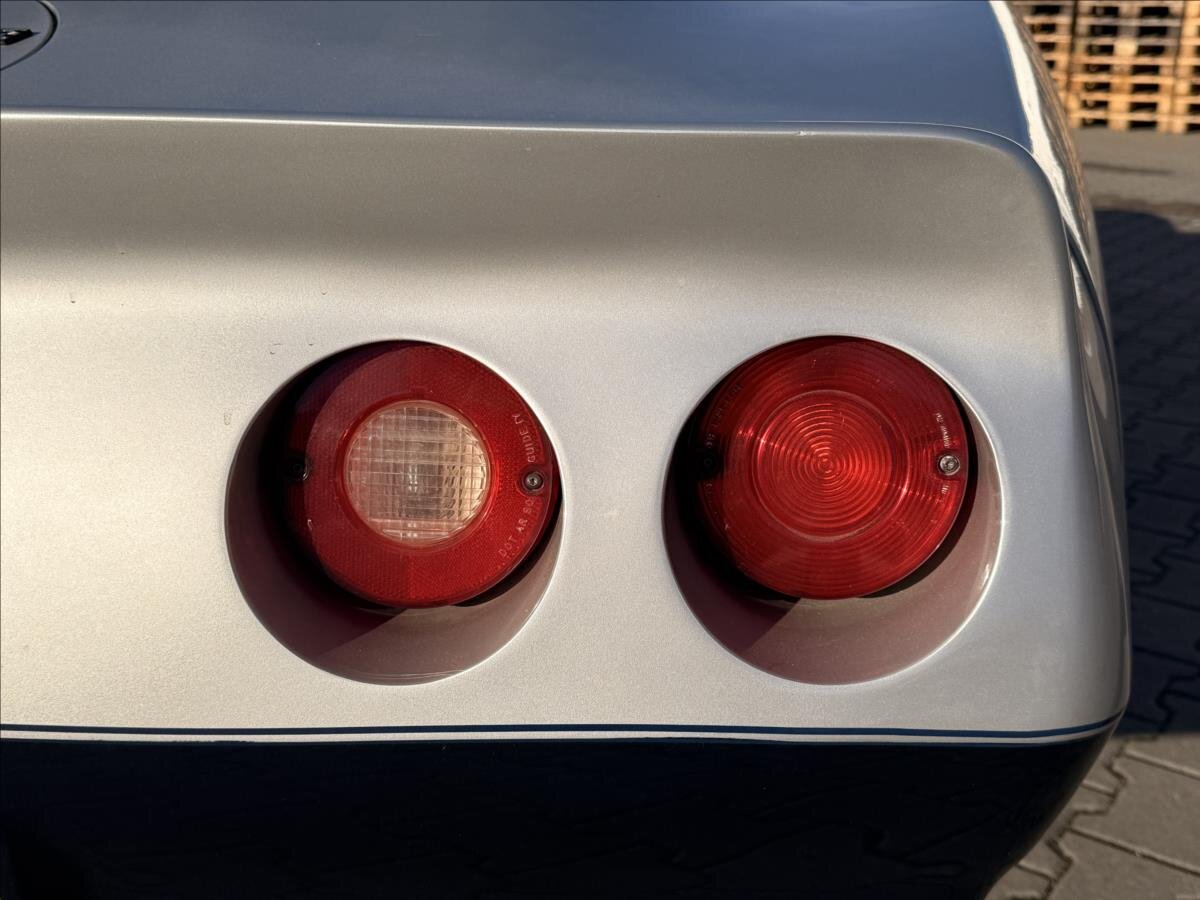 Chevrolet Corvette Kupé 5,7 l 169 kw