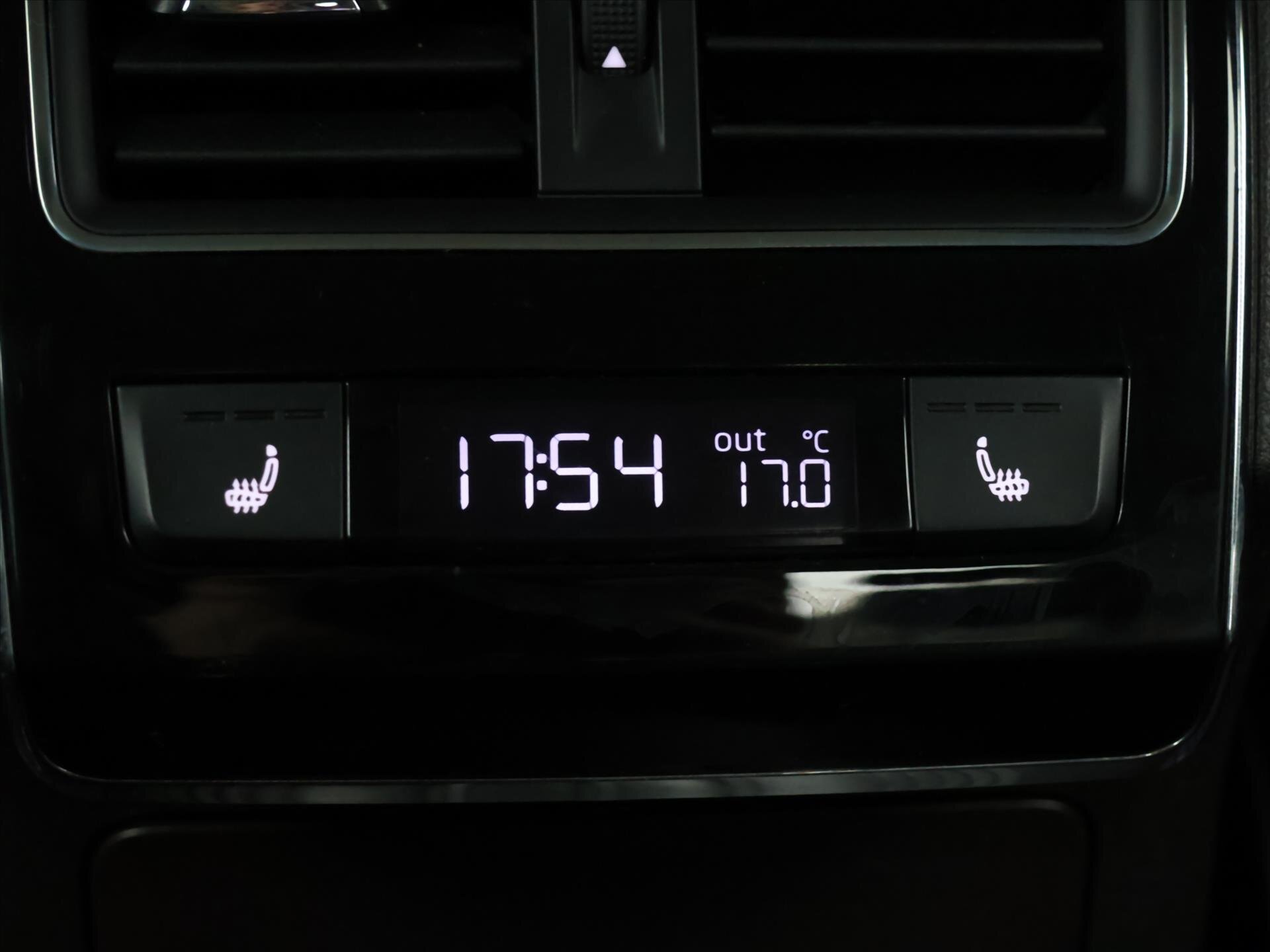 Škoda Superb Liftback 2,0 l 140 kw