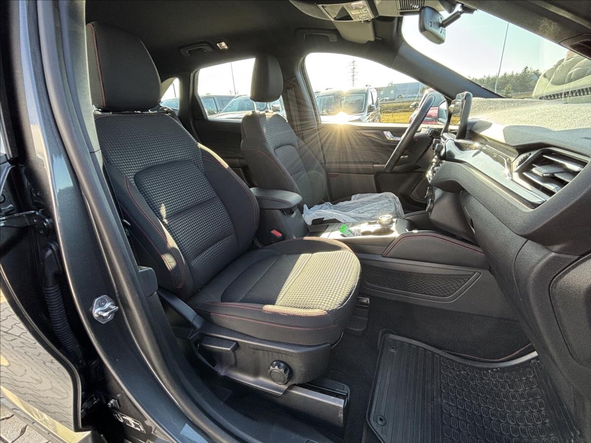 Ford Kuga SUV 2,5 l 140 kw