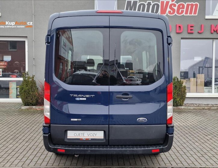 Ford Transit Kombi 2,0 l 96 kw